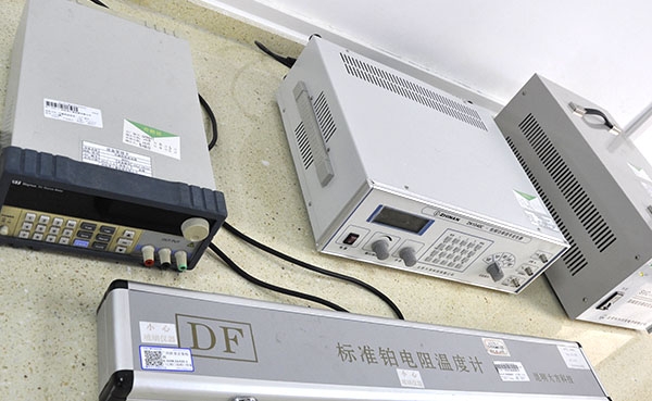 确定仪器校准周期的方法有哪些？